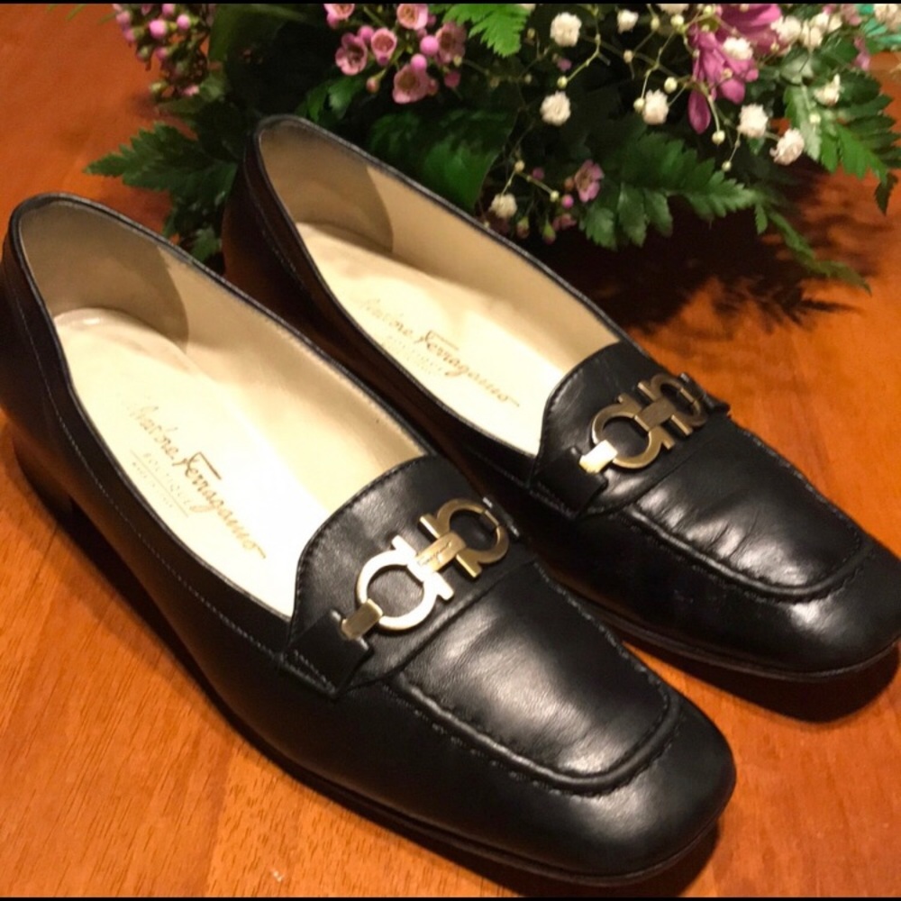 Vintage Salvatore Ferrigamo